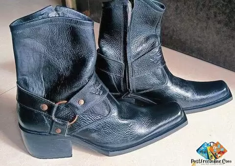 High neck shoes boots for sale in malad west, mumbai