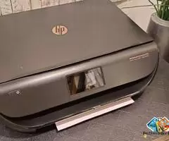 HP DeskJet 4535 All-in-One Wireless Color Ink Printer (Black) / 2