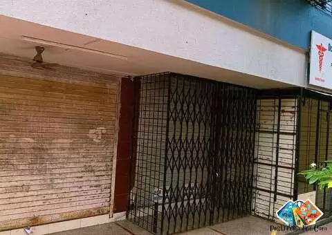 Shop for sale in malad west, 227 SqFt.